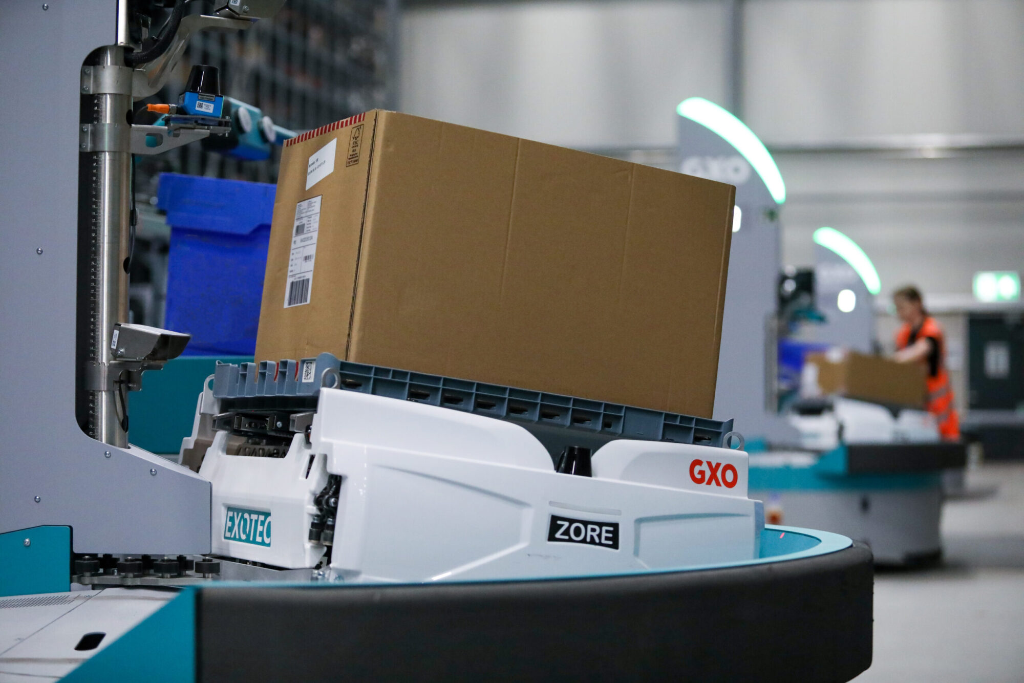 GXO deploys 127-robot system for Guess fulfilment