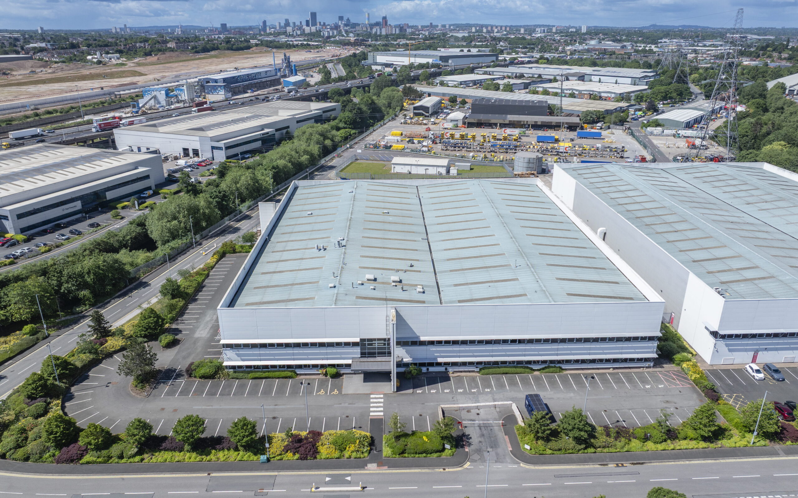 Cadent takes 80,000 sq ft unit at Bromford Gate