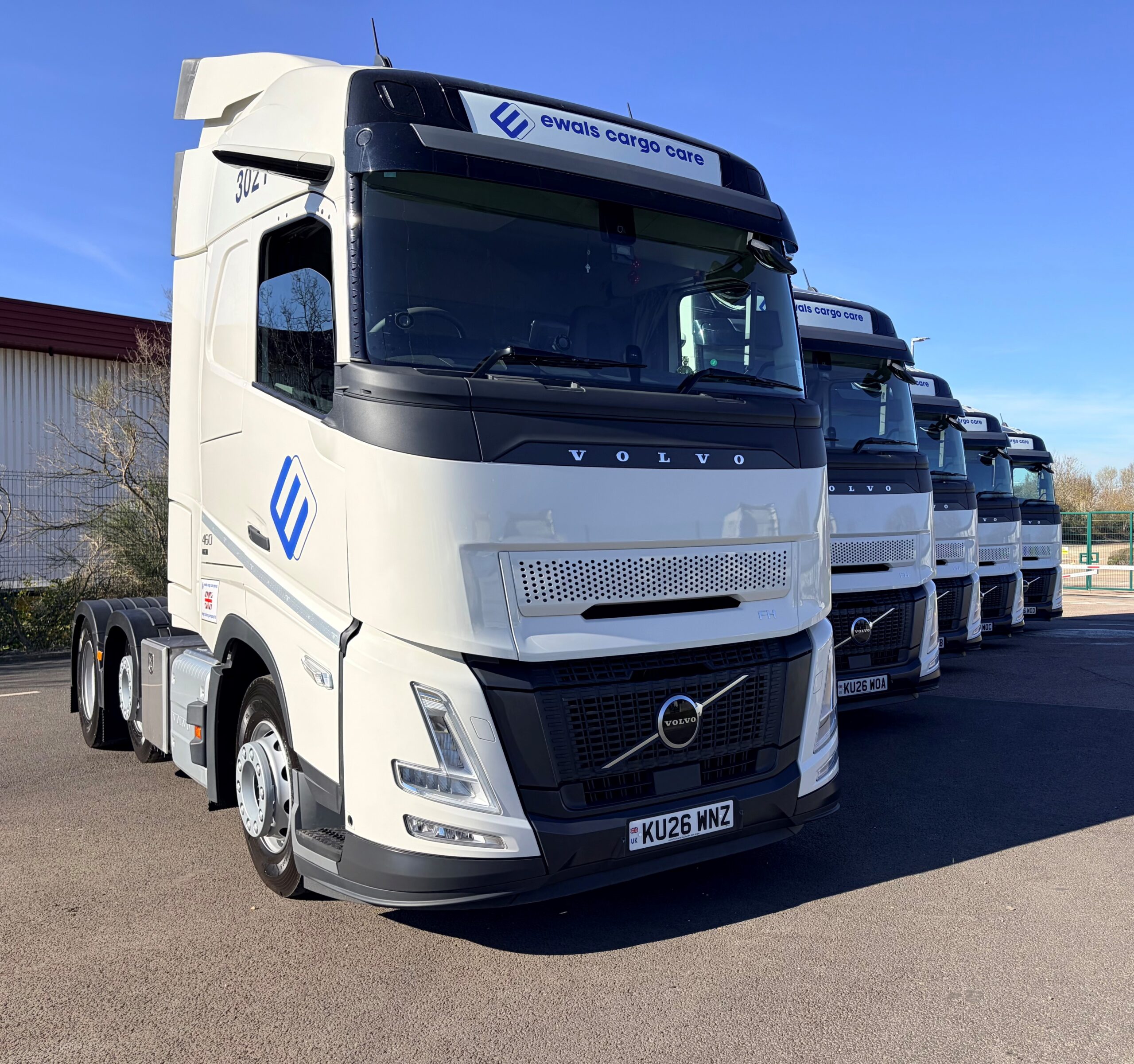 Ewals Cargo Care orders 27 Volvo FH Aero trucks for UK